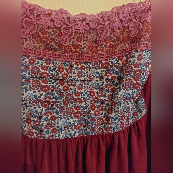 Womens Top, Large, Tank/Undershirt- Wine and Blue - Picture 10 of 11